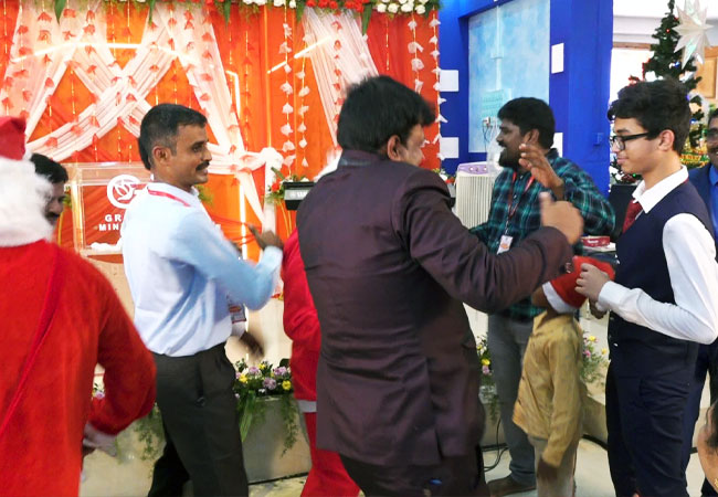 Grace Ministry Celebrates Christmas 2022 with grandeur at Prayer Centre in Valachil, Mangalore on Dec 16, Friday 2020. People from different parts of Karnataka joined the Christmas prayer service in thanking Lord Jesus Christ.